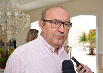 Juiz determina afastamento de Buega Gadelha da presidência da Fiep