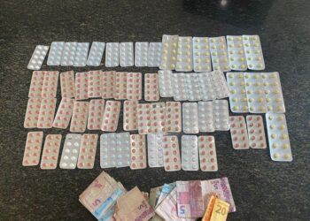 Idosa é presa suspeita de vender comprimidos de uso controlado na Grande João Pessoa