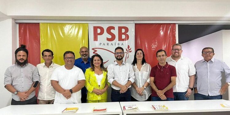 PSB, PT e outros partidos se reúnem para ‘alinhar pautas’ em João Pessoa
