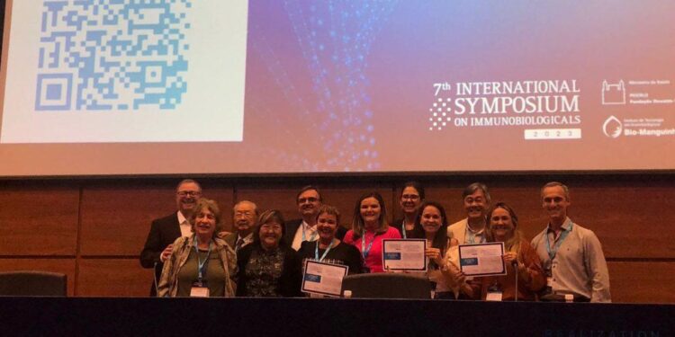 Vacinação da Paraíba é premiada em simpósio internacional da Fiocruz sobre imunobiológicos