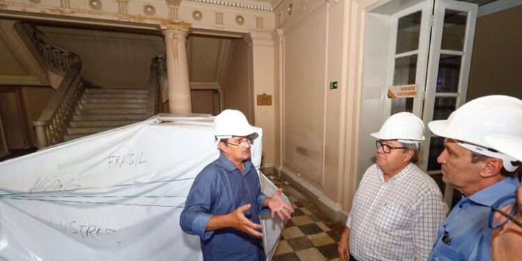 João Azevêdo inspeciona obras de infraestrutura, segurança, cultura, esporte e lazer em João Pessoa