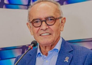 Cícero Lucena é empossado para segundo mandato como prefeito de João Pessoa