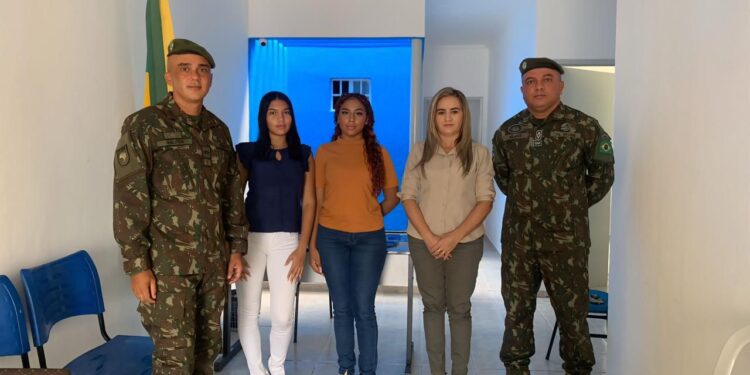 Duas mulheres patoenses se alistam ao Serviço Militar de forma voluntária